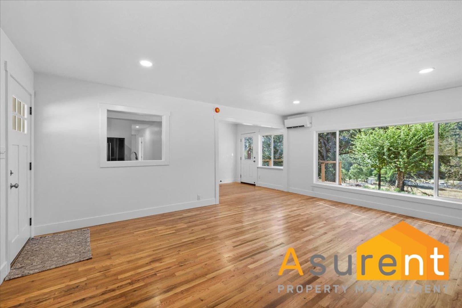 Jacksonville House: 3838 Highway 238