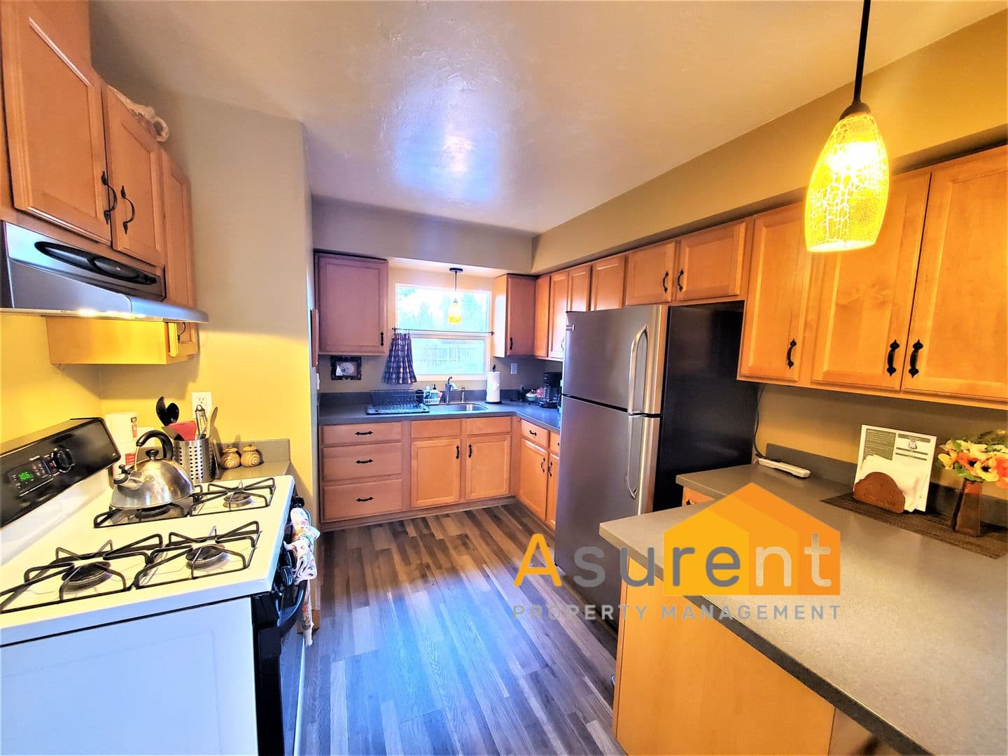 Medford Multiplex: 1638 Jasmine Ave. - House