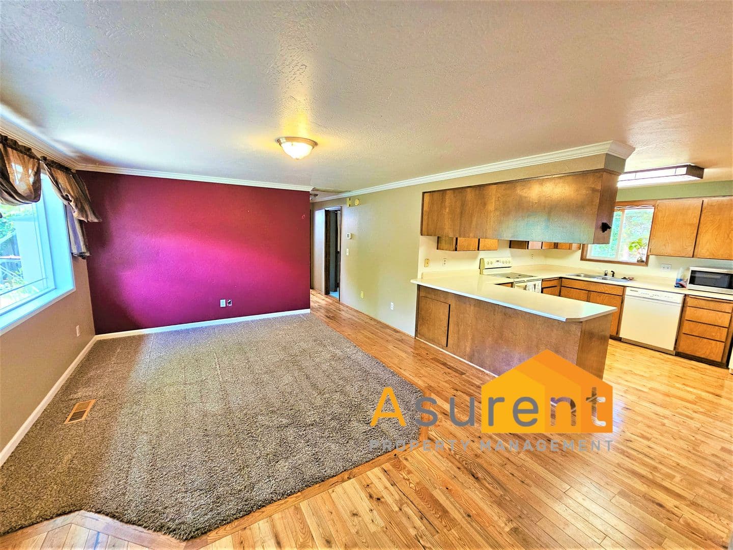 Medford House: 3085 Connell Ave