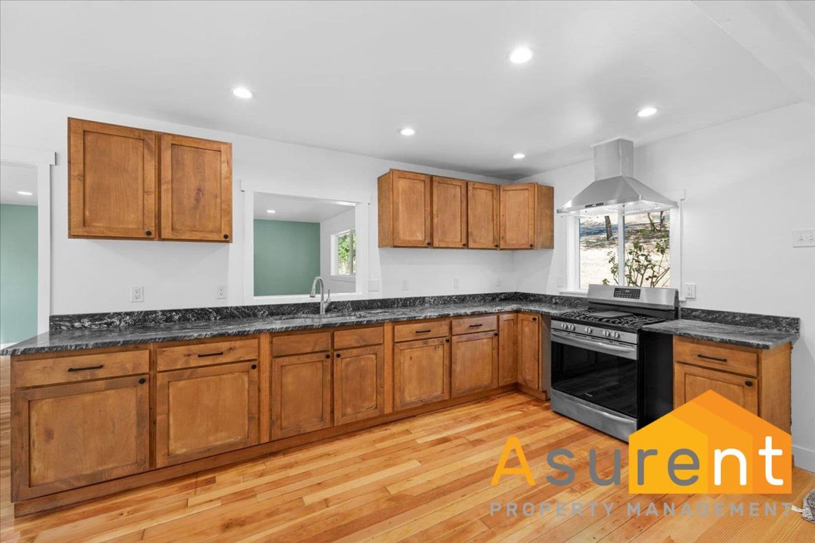 Jacksonville House: 3838 Highway 238
