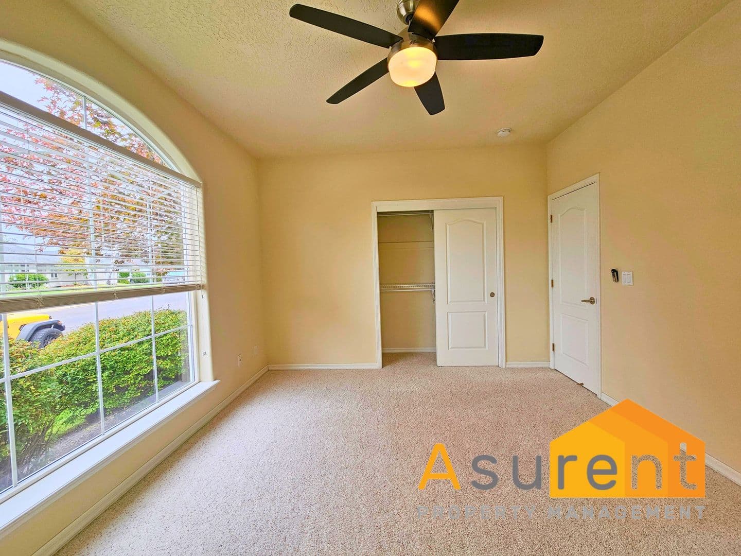 Eagle Point House: 233 Keystone Way