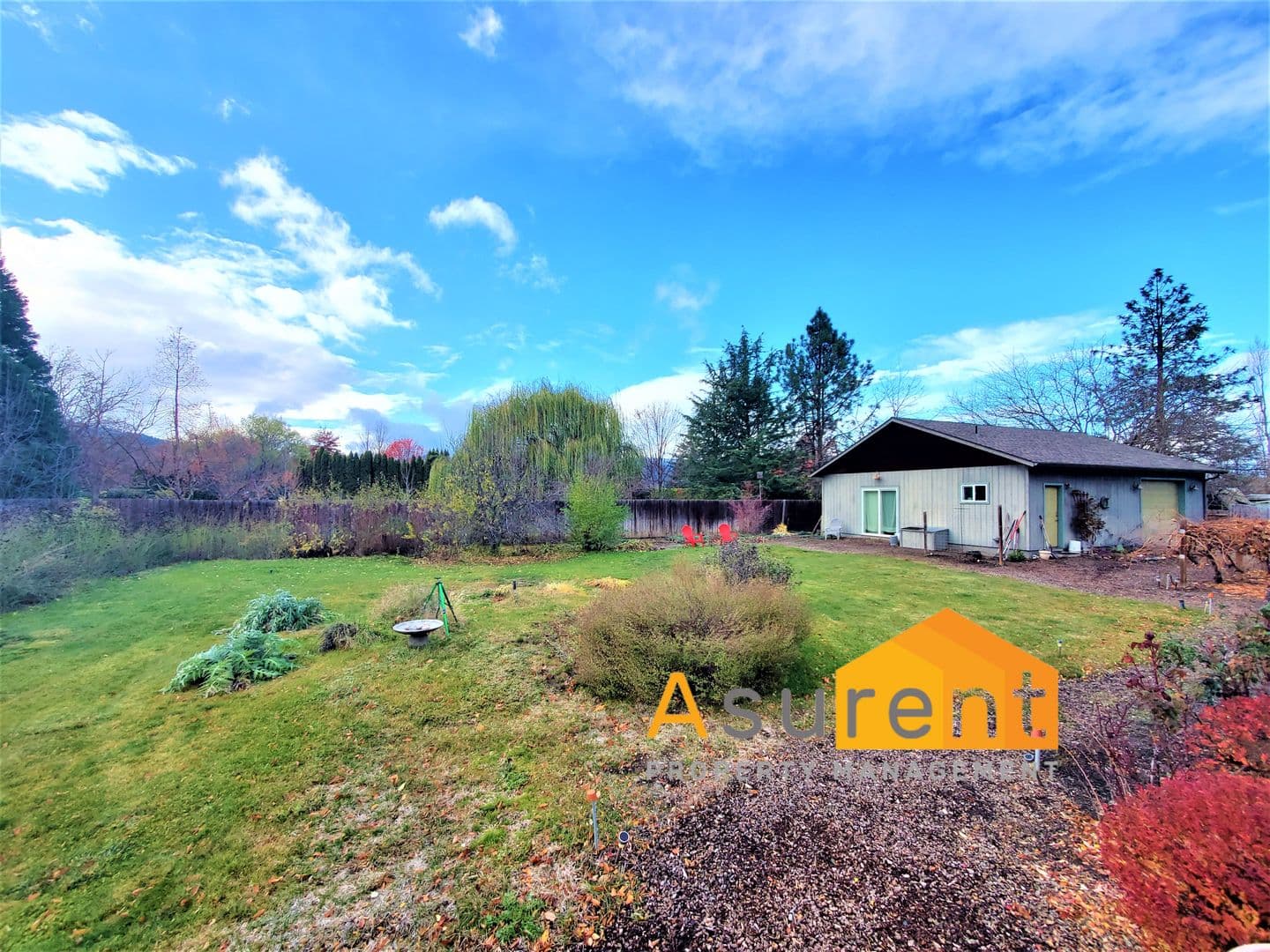 Medford Multiplex: 1638 Jasmine Ave. - House