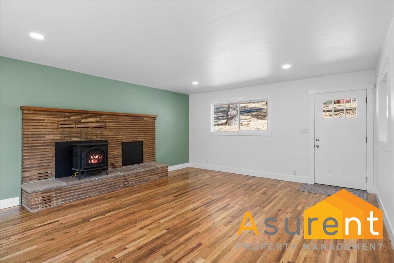Jacksonville House: 3838 Highway 238