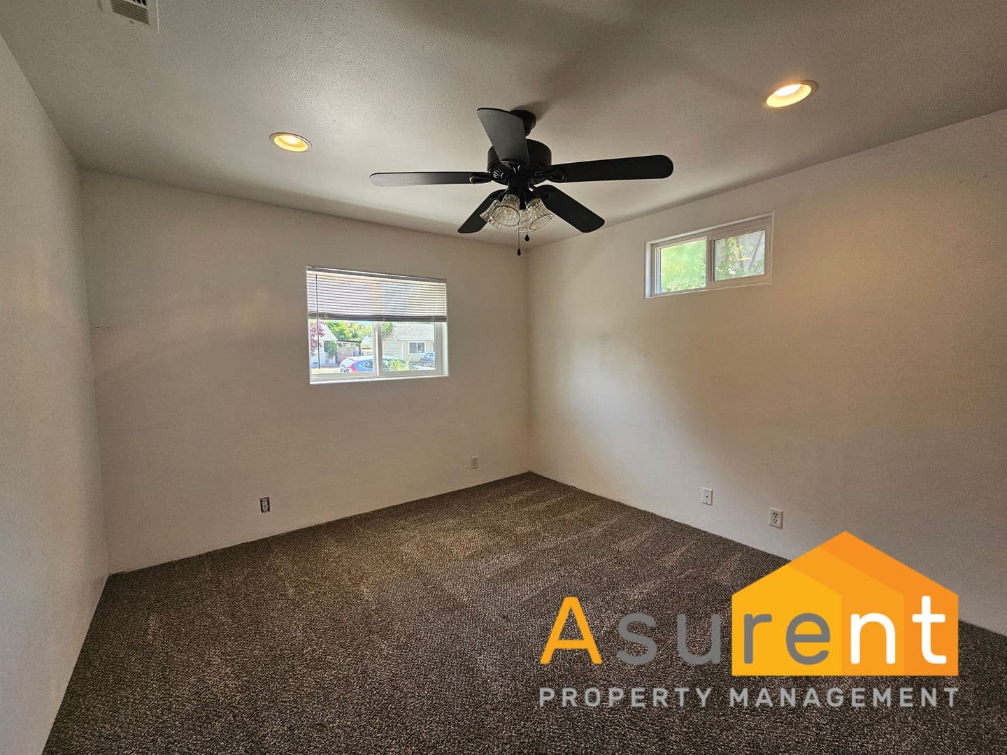 Medford Apartment: 924-926 Mt Pitt Ave.