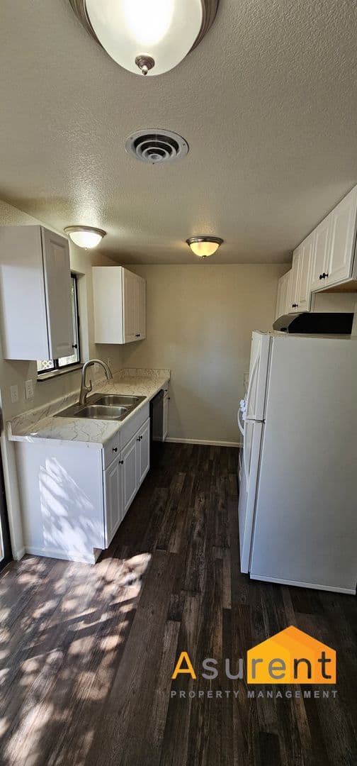 Grants Pass House: 1102 NW E St