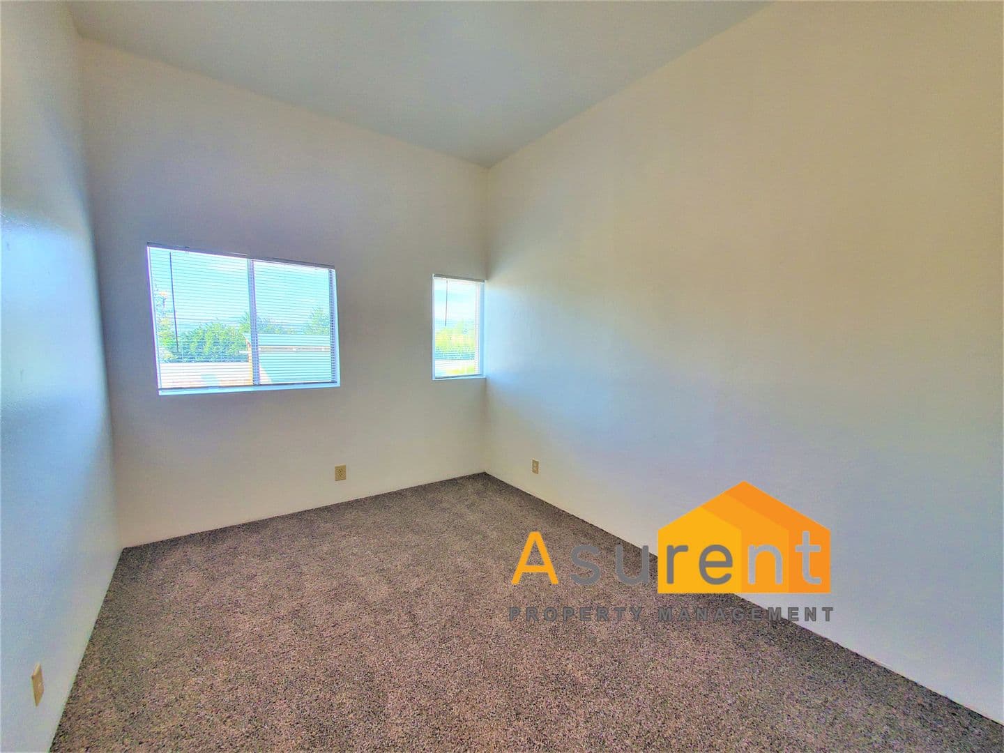 Grants Pass Apartment: 3095 Canal Ave