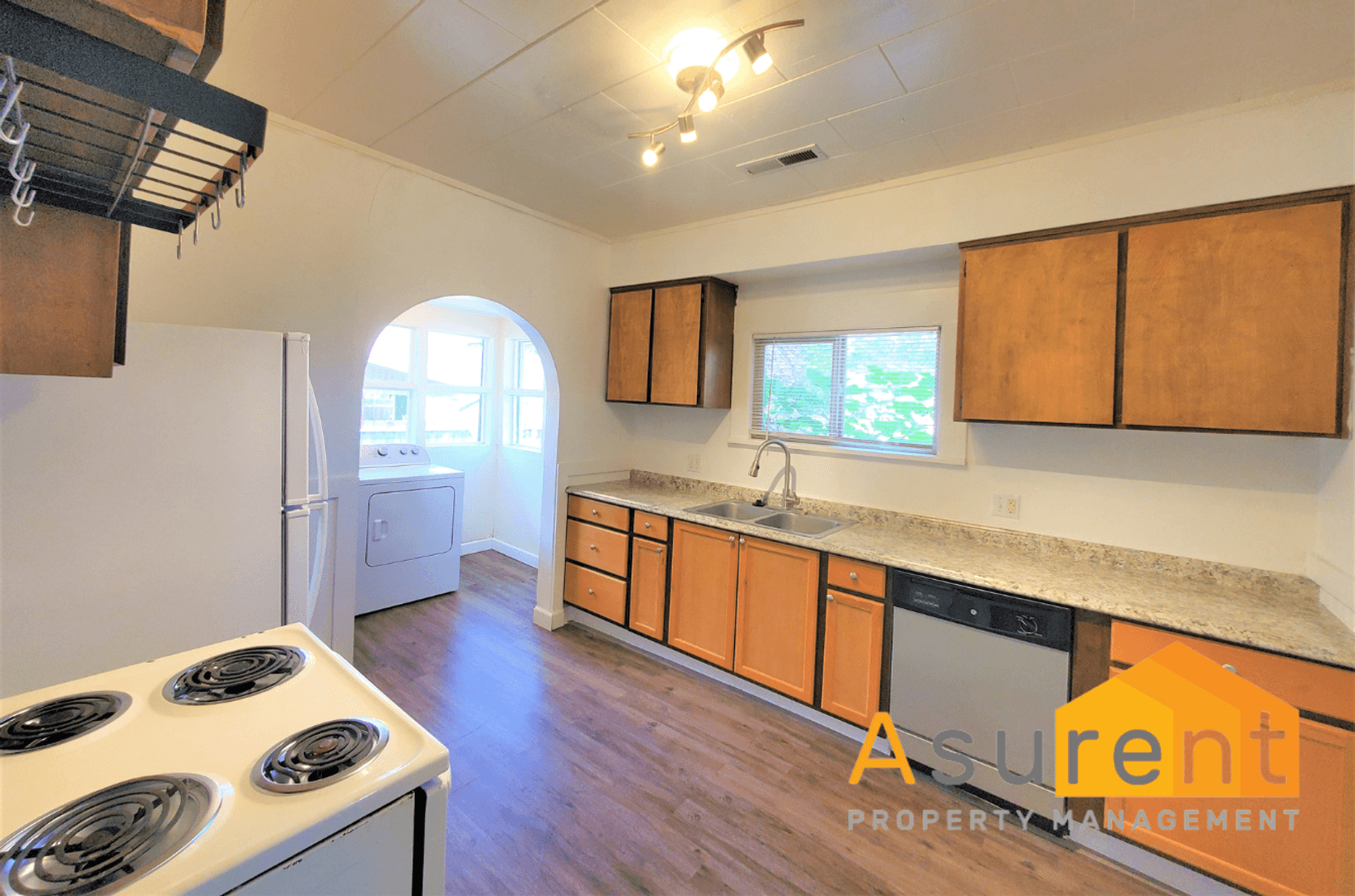 Medford House: 335 Orange St