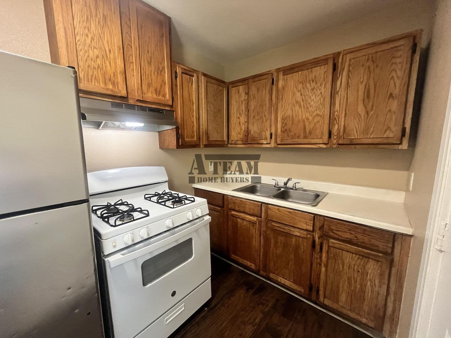 Athens Apartment: 845 N. Prairieville St