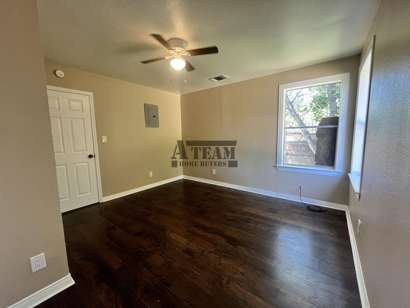 Athens Apartment: 845 N. Prairieville St