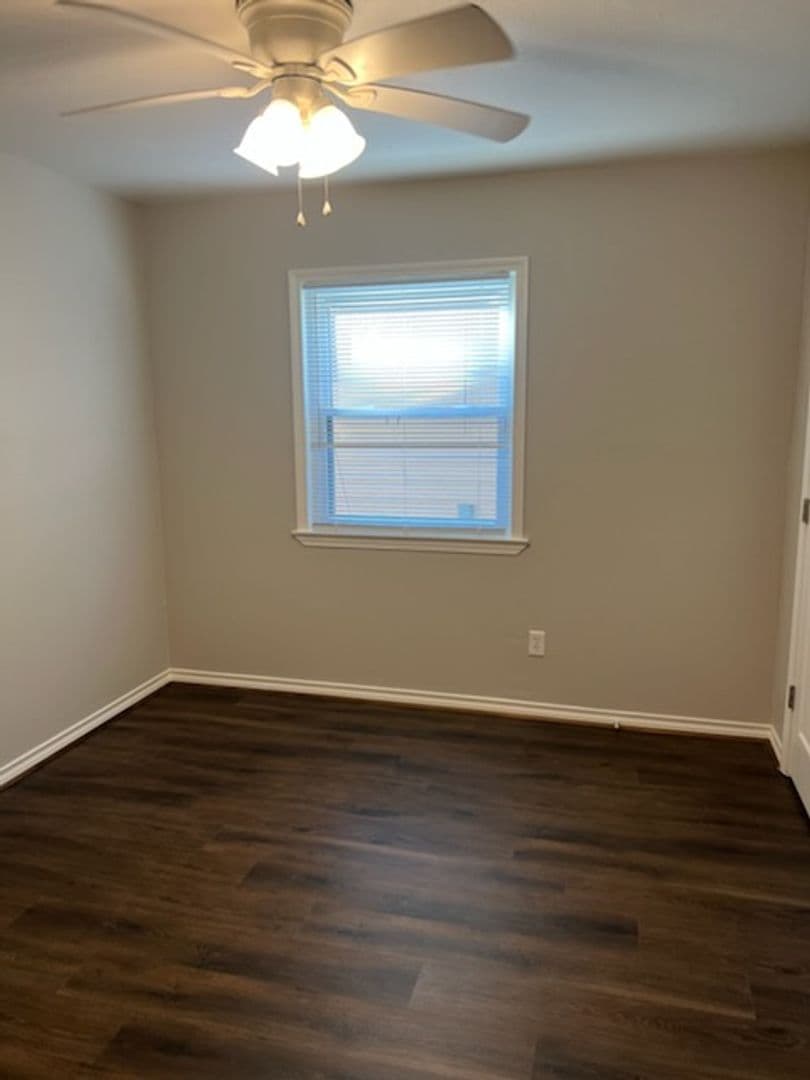 Groves House: 3439 Charles Ave