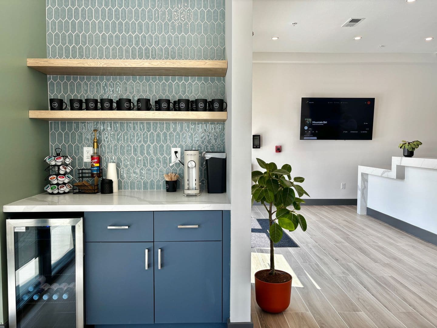 Mission Apartment: 5808 Nall Ave