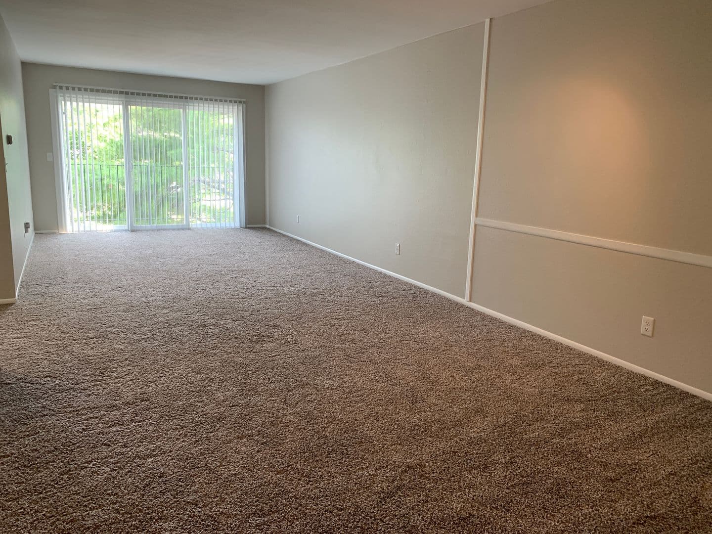 Mission Apartment: 5945 Woodson Rd.