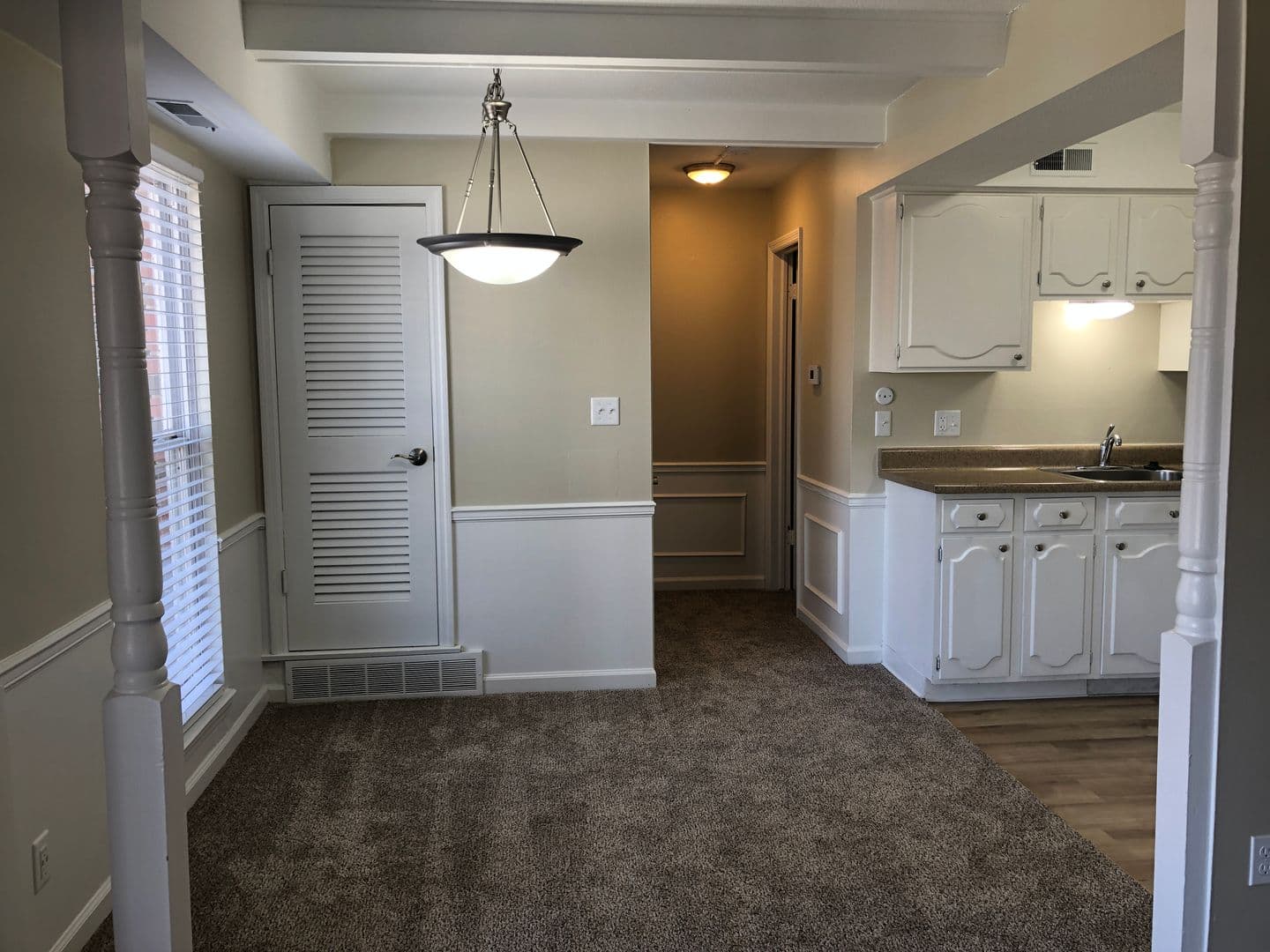 Mission Apartment: 5932 Outlook