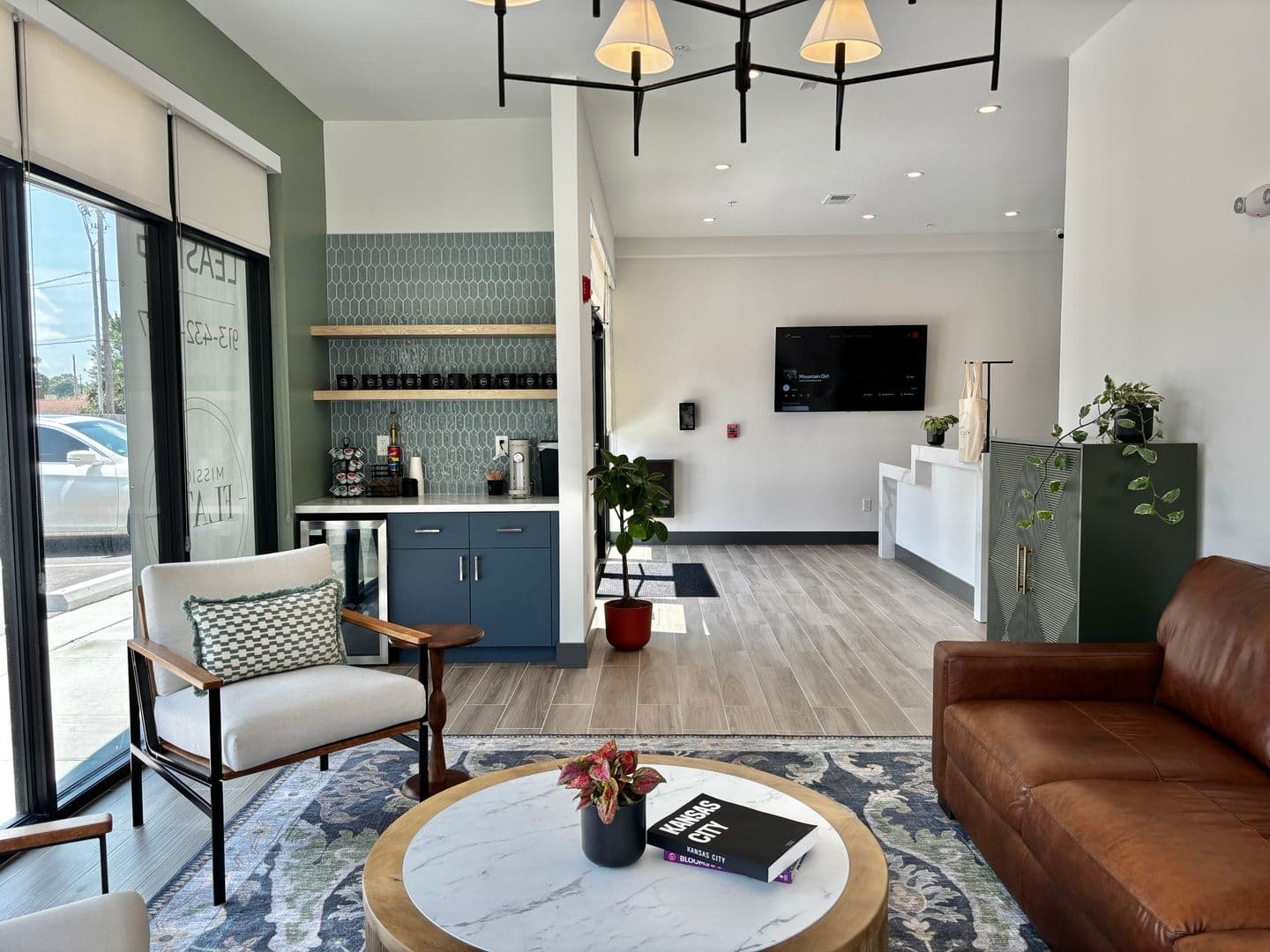 Mission Apartment: 5808 Nall Ave