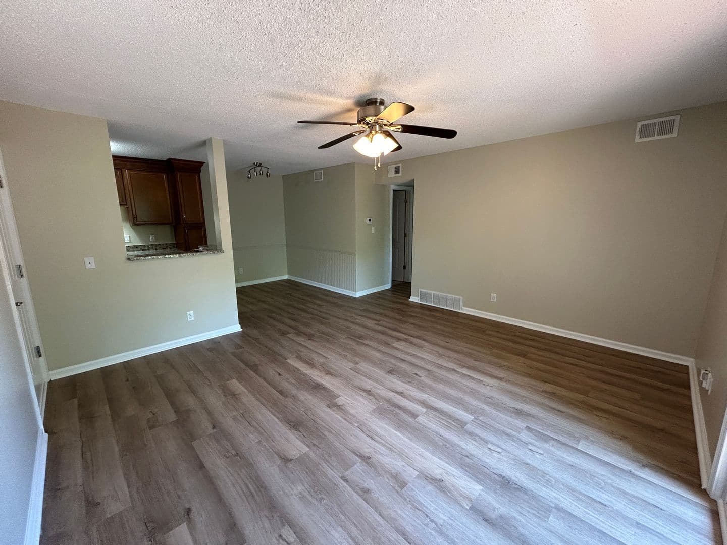Merriam Apartment: 6216 Slater