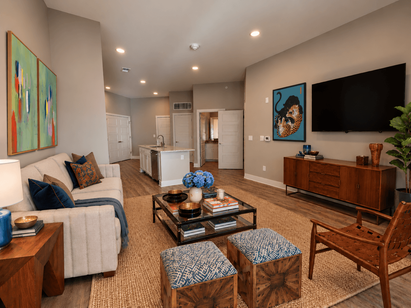 Mission Apartment: 5808 Nall Ave