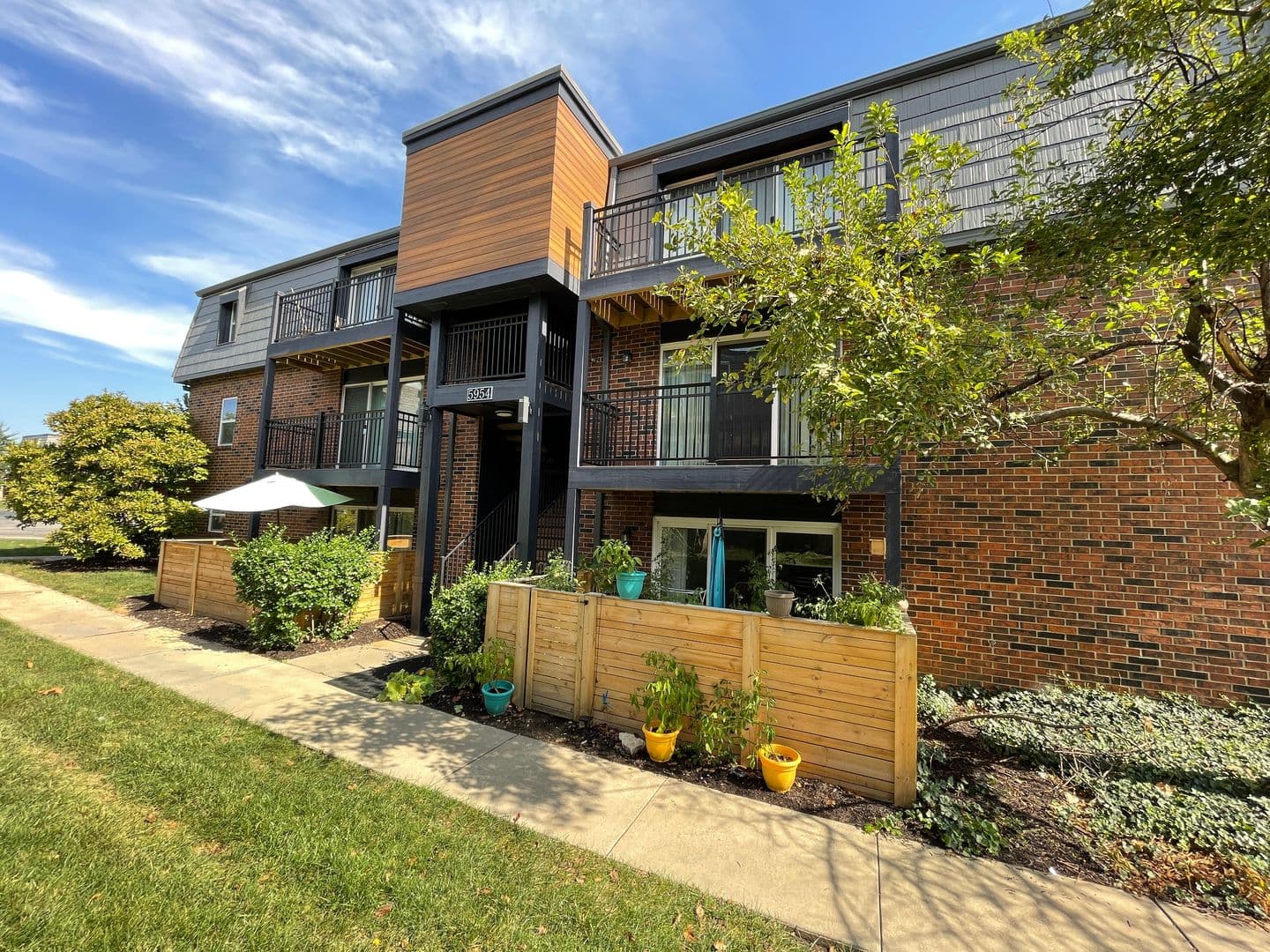 Mission Apartment: 5945 Woodson Rd.