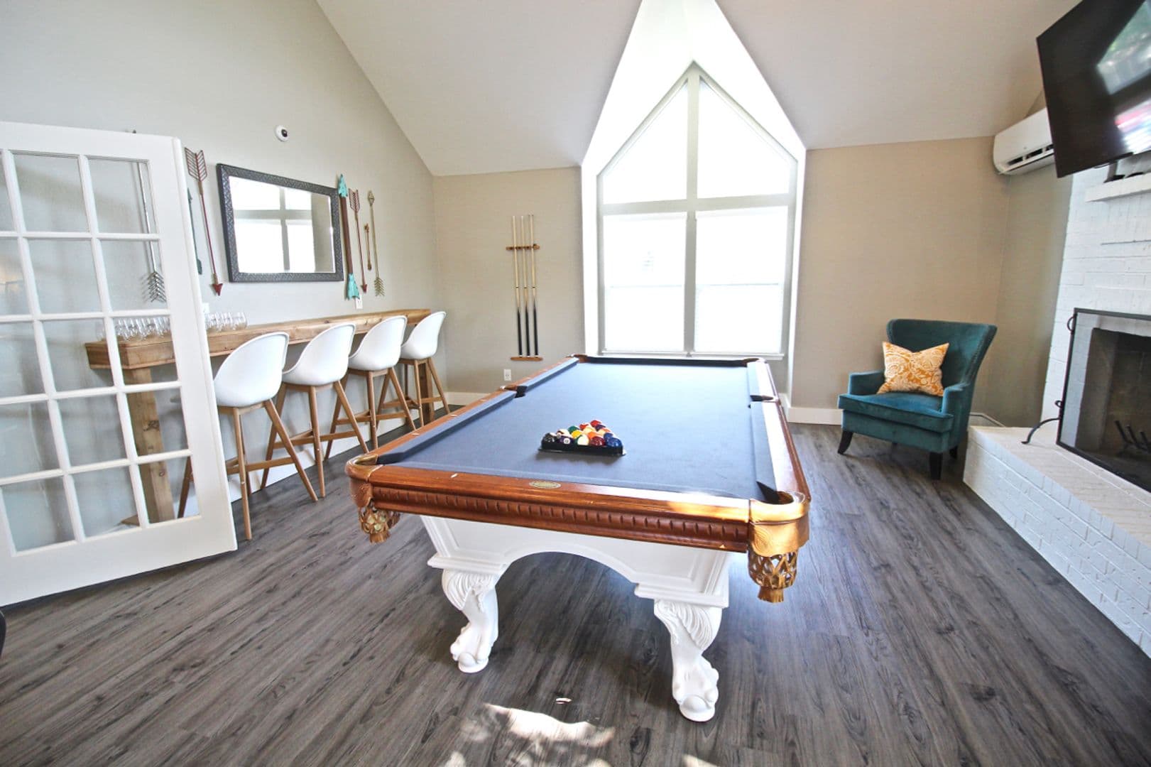 Shawnee Apartment: 11115 W 64th Terrace