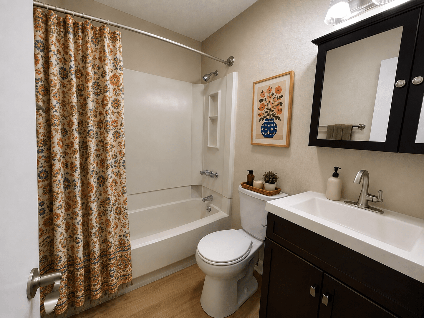 Overland Park Apartment: 7620 Shawnee Mission Pkwy