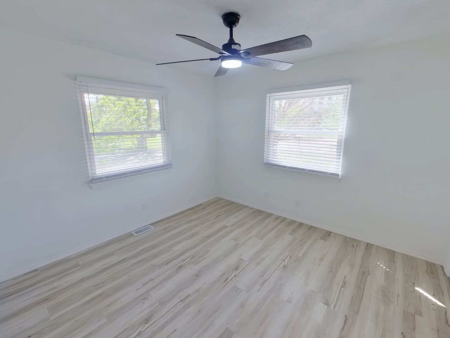 Wichita House: 1031 N Edwards Ave