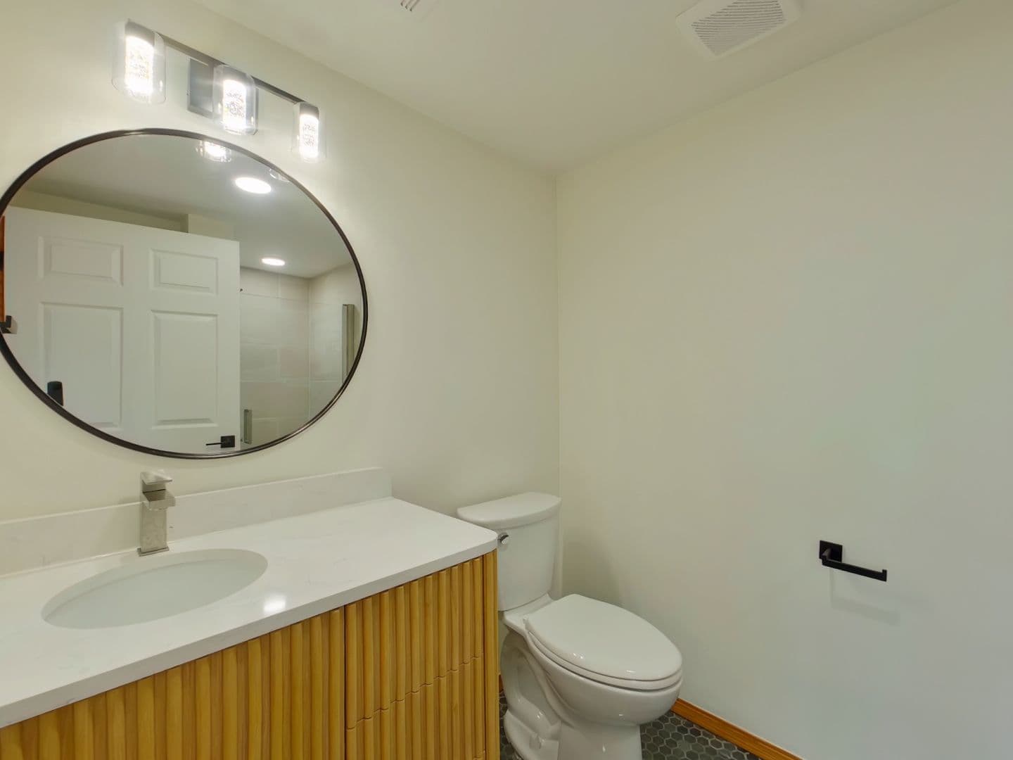 Wichita Apartment: 1401 E Douglas Ave, Apt D