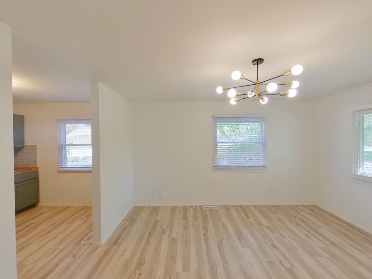 Wichita House: 1031 N Edwards Ave