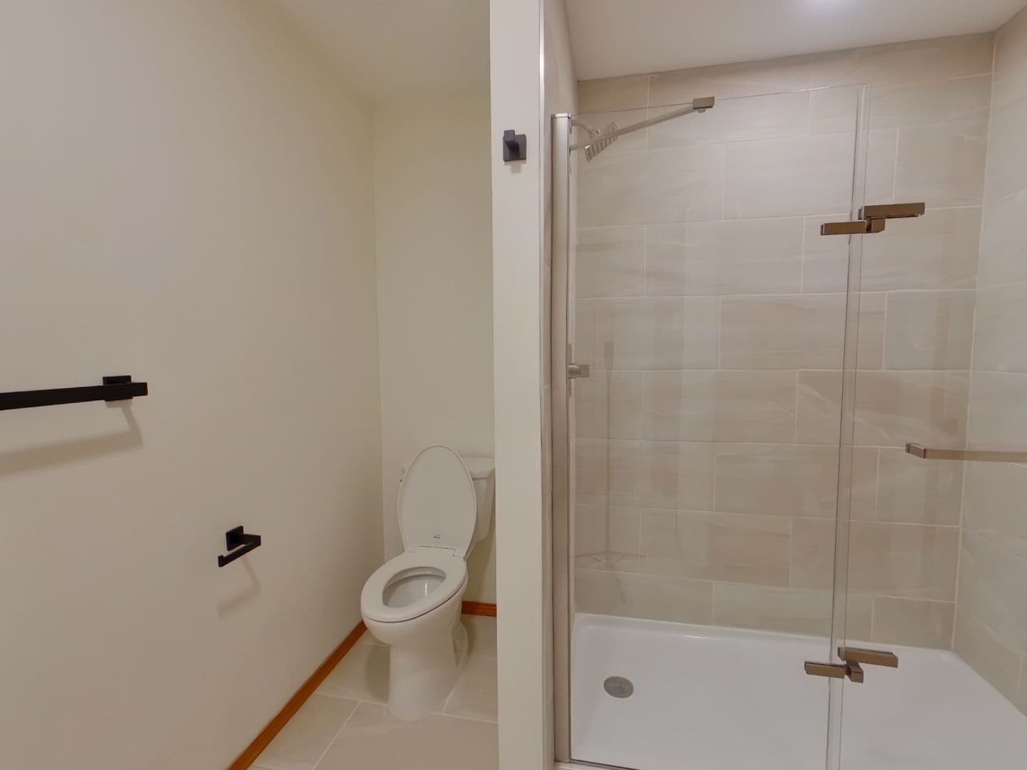 Wichita Apartment: 1401 E Douglas Ave, Apt B