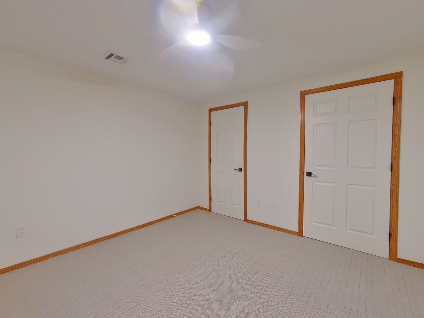 Wichita Apartment: 1401 E Douglas Ave, Apt D