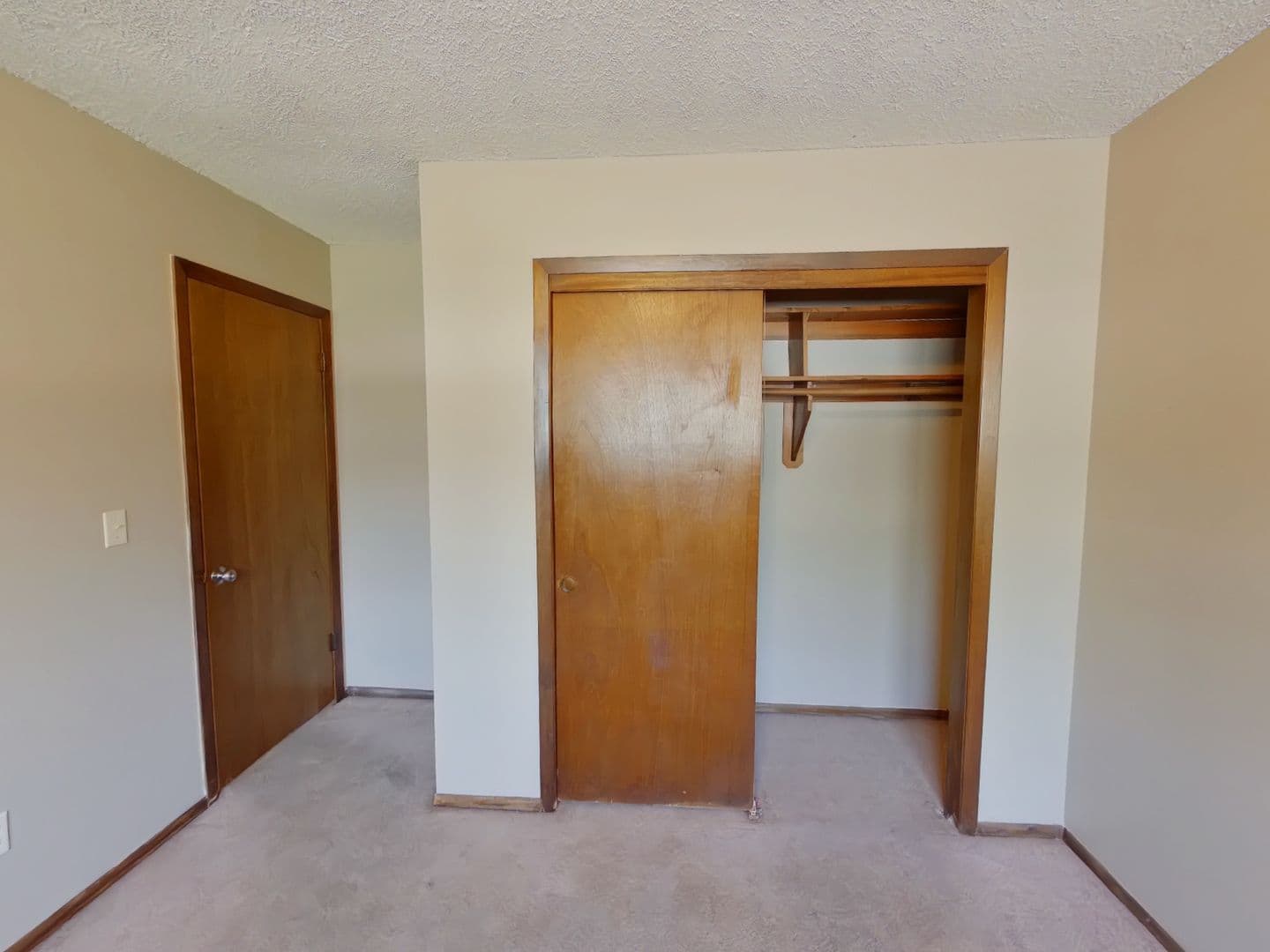 Wichita House: 614 N Richmond