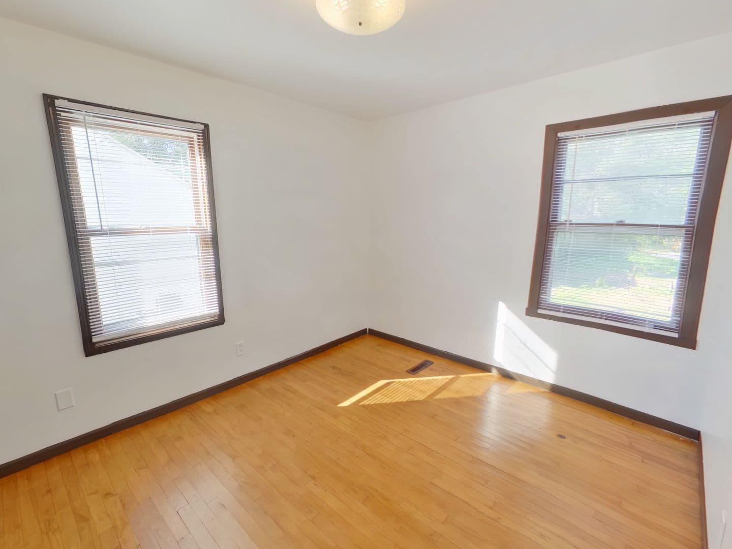 Wichita House: 845 N Edgemoor