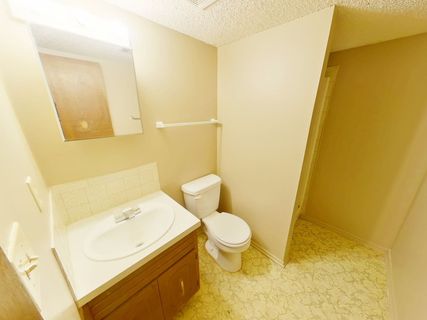 Wichita House: 614 N Richmond