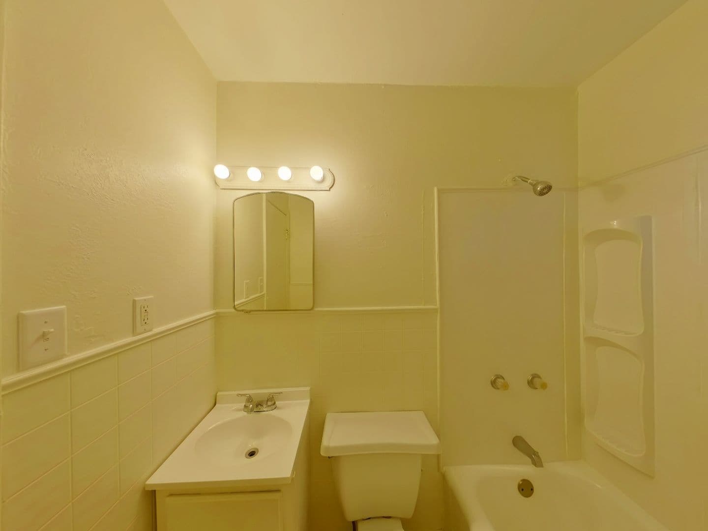 Wichita House: 1646 N Poplar Ave