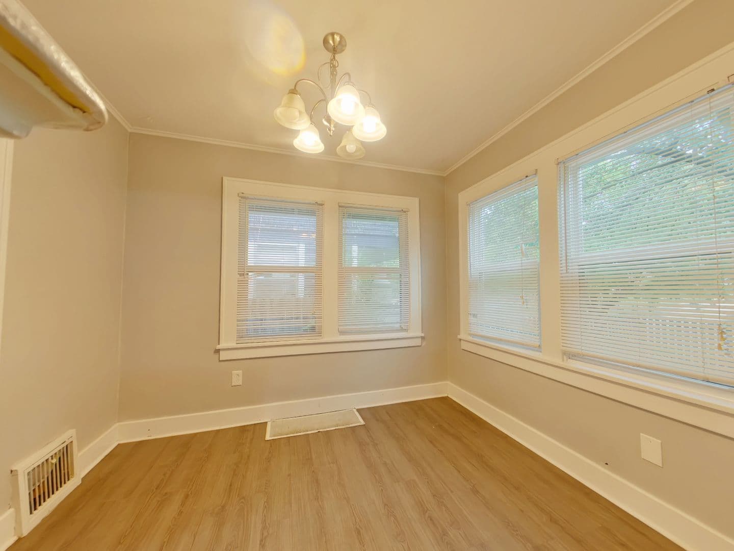 Wichita House: 401 N Vassar Ave