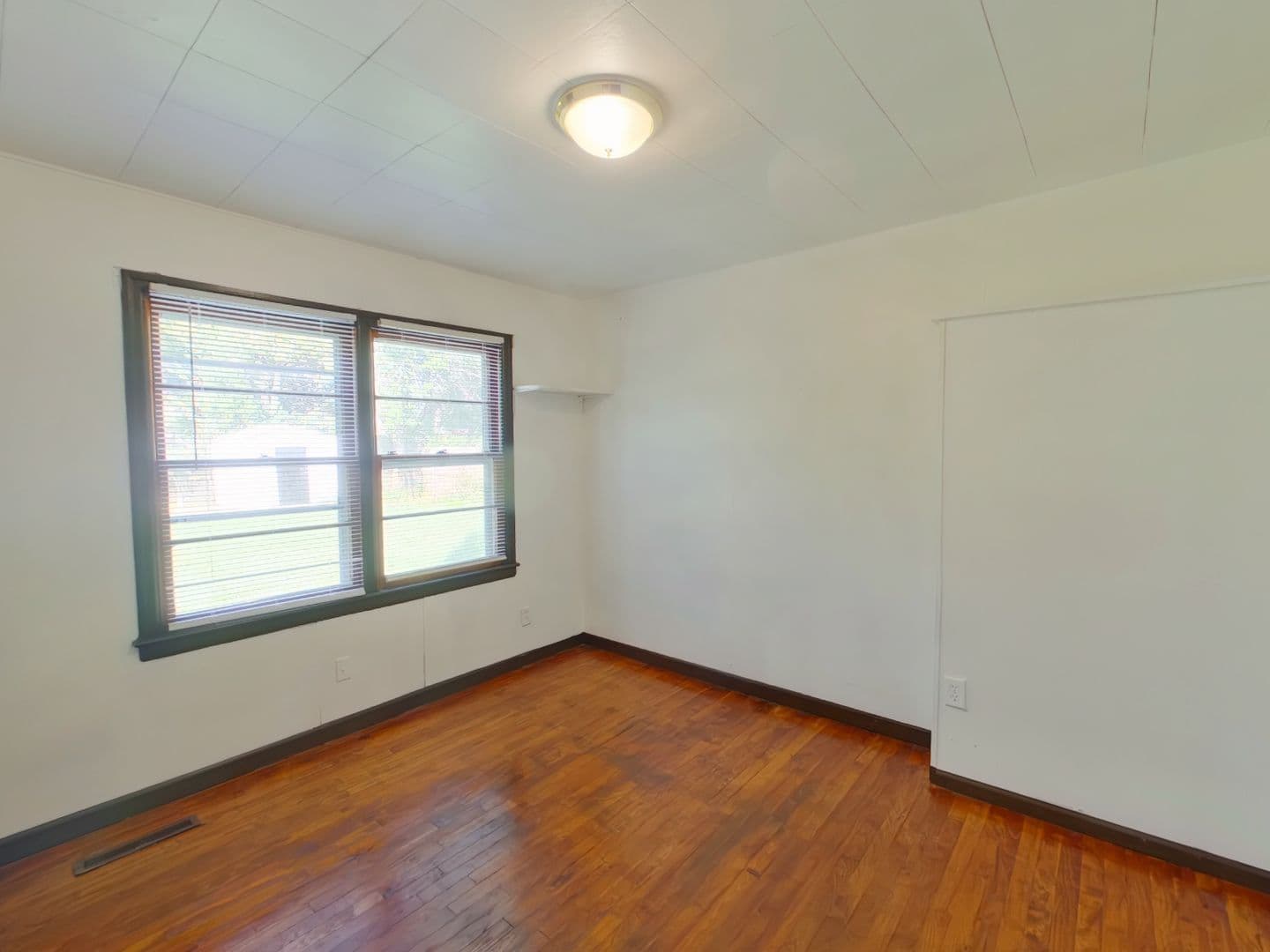 Wichita House: 845 N Edgemoor