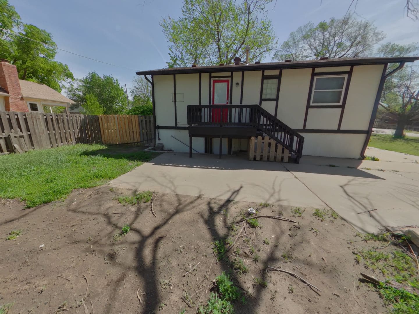 Wichita House: 1031 N Edwards Ave