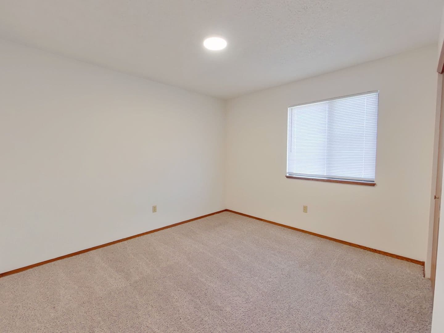 Wichita House: 3958 N Garland Apt 2