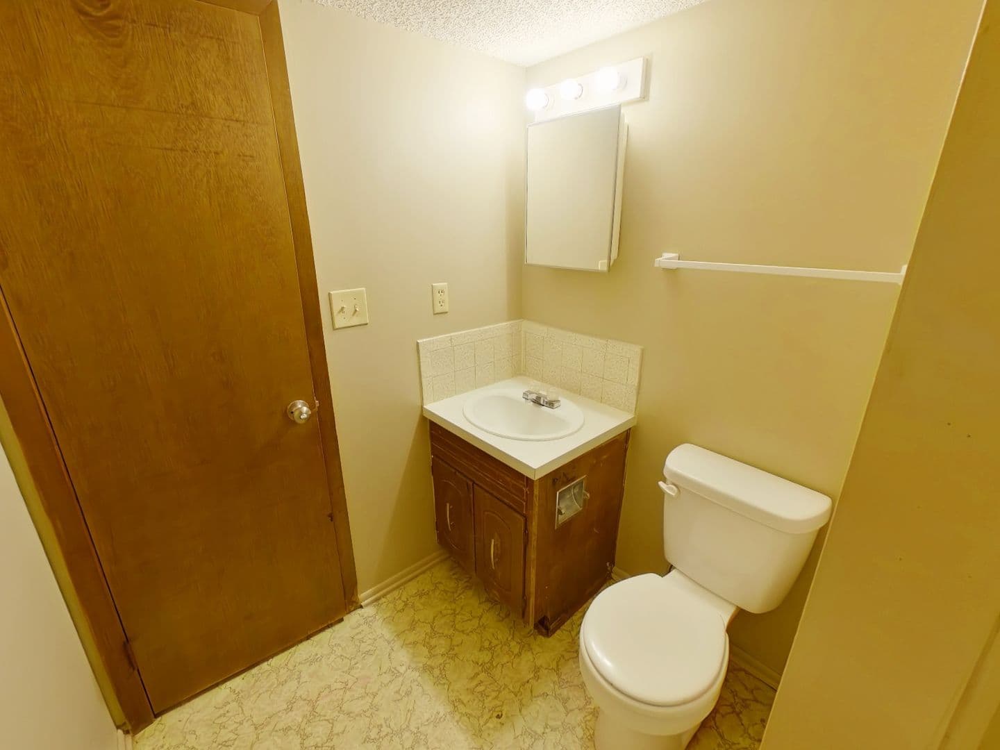 Wichita House: 614 N Richmond