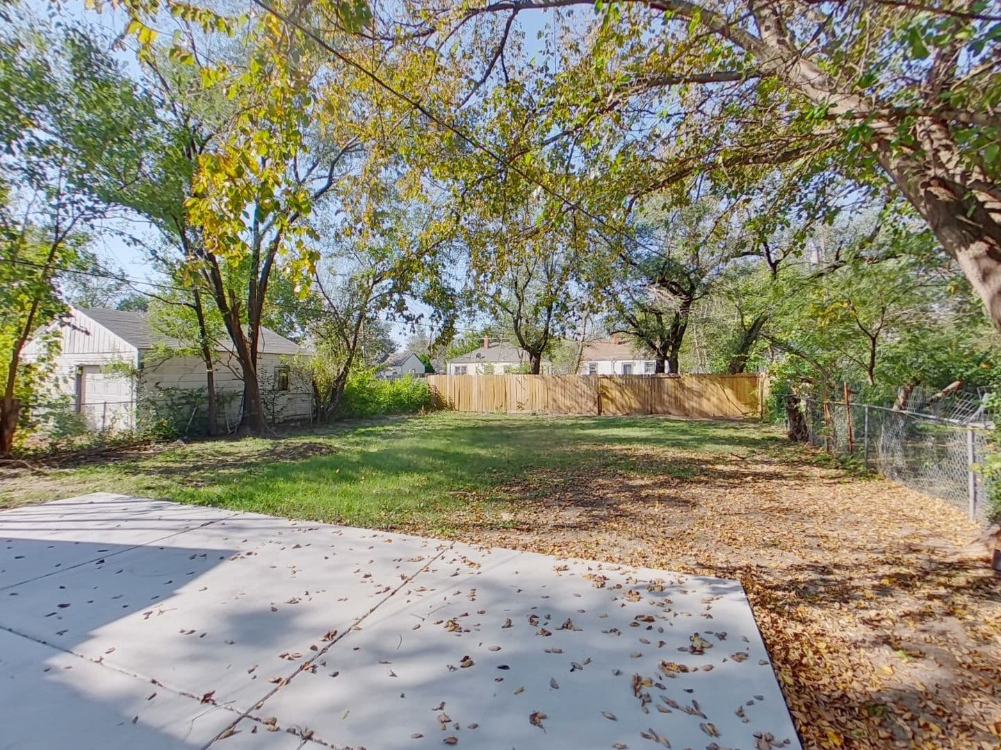 Wichita House: 633 N Harding