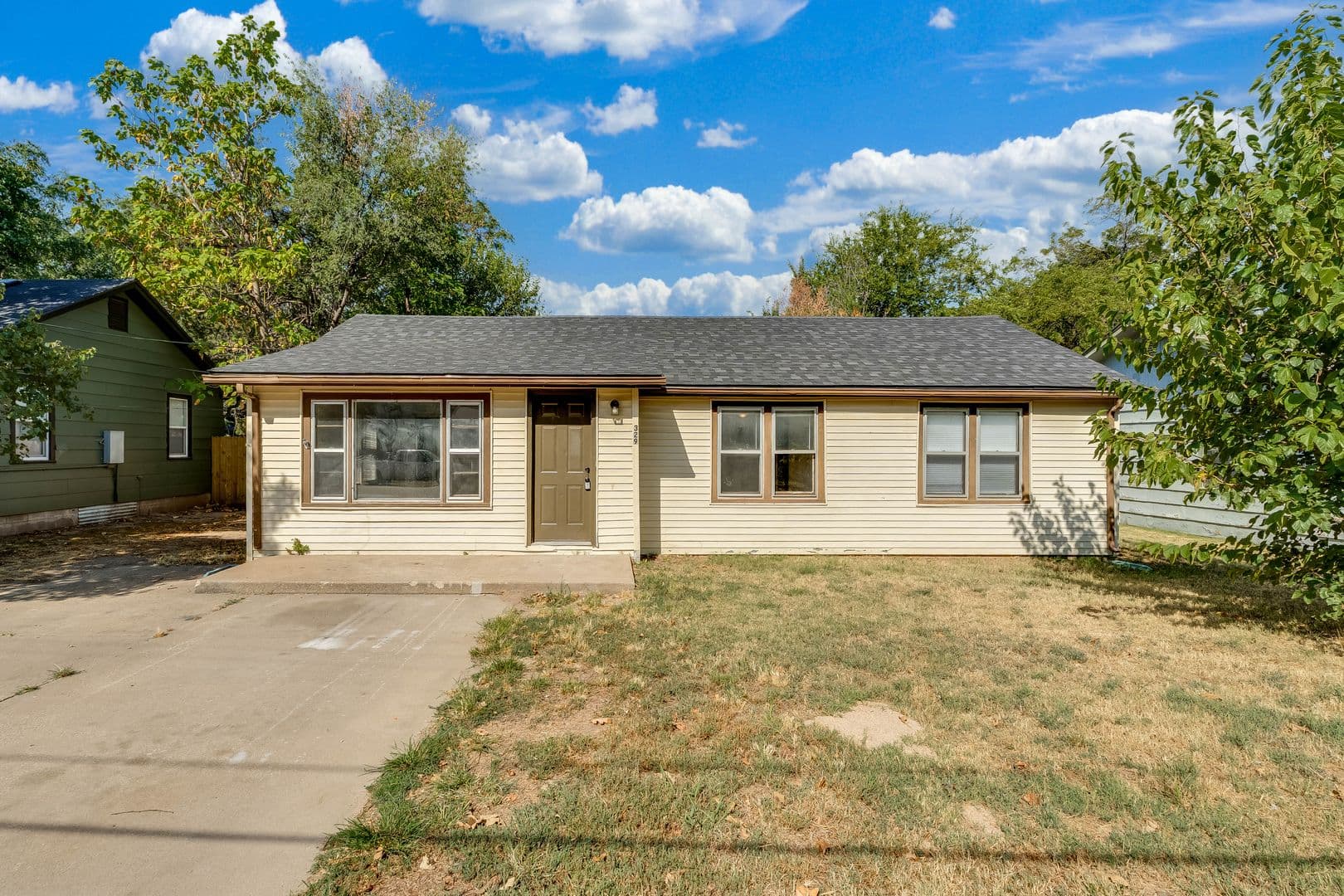 Wichita House: 329 N Knight