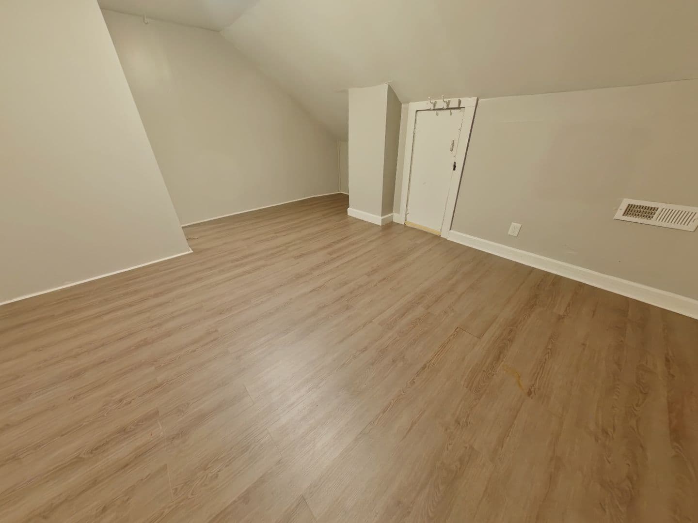 Wichita House: 401 N Vassar Ave
