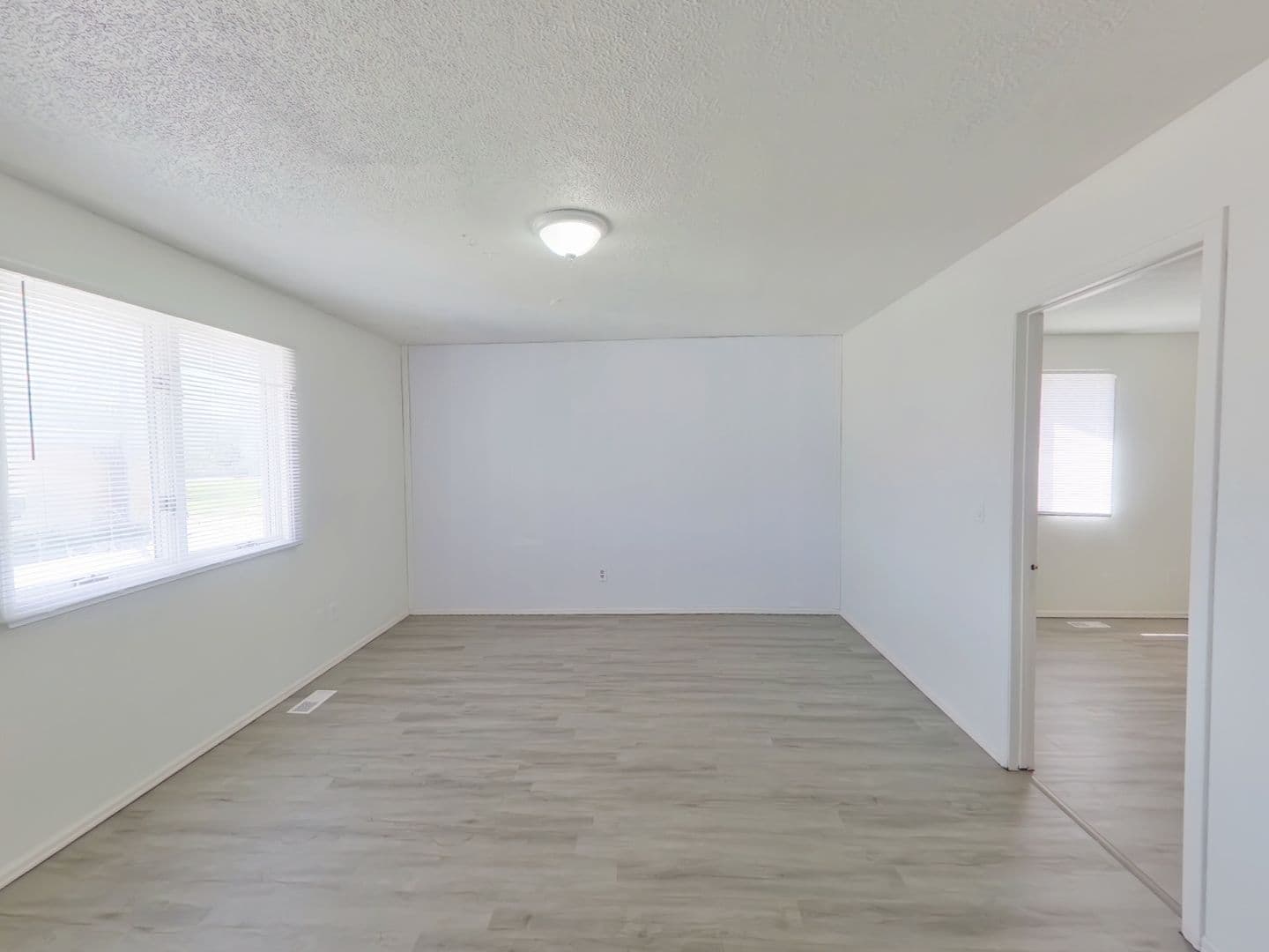 Wichita House: 222 E 14th St N