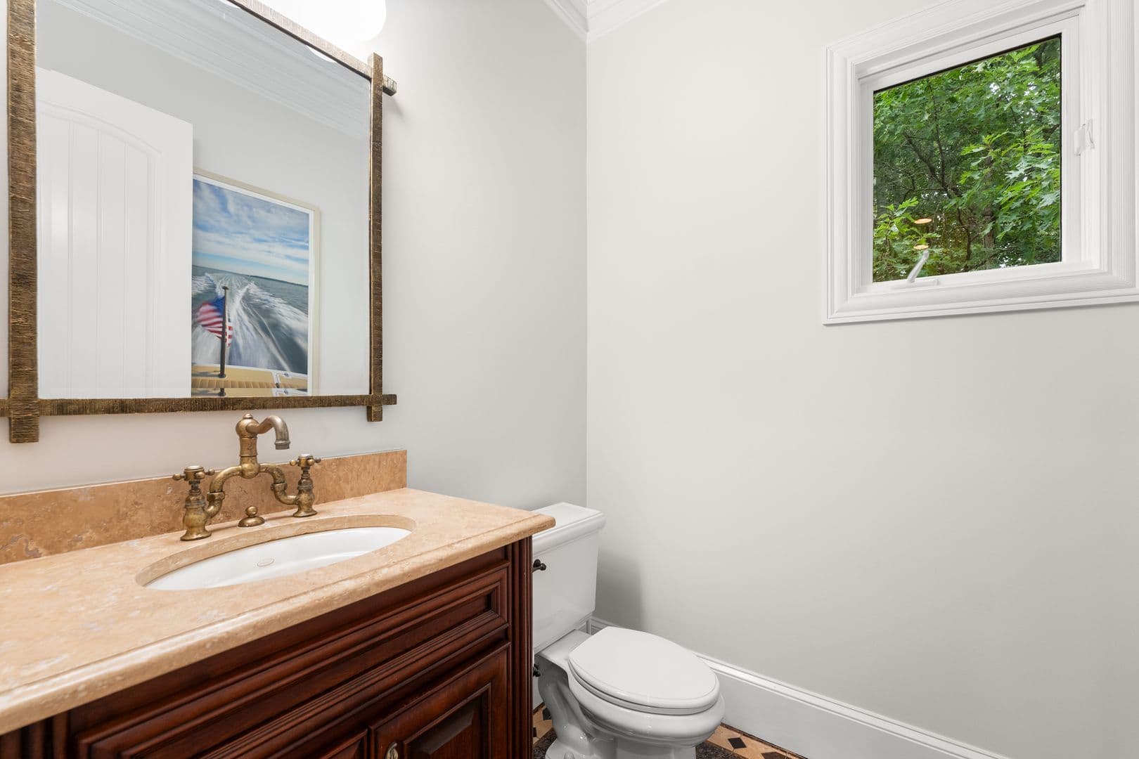 Buford House: 6031 Shadburn Ferry Rd.