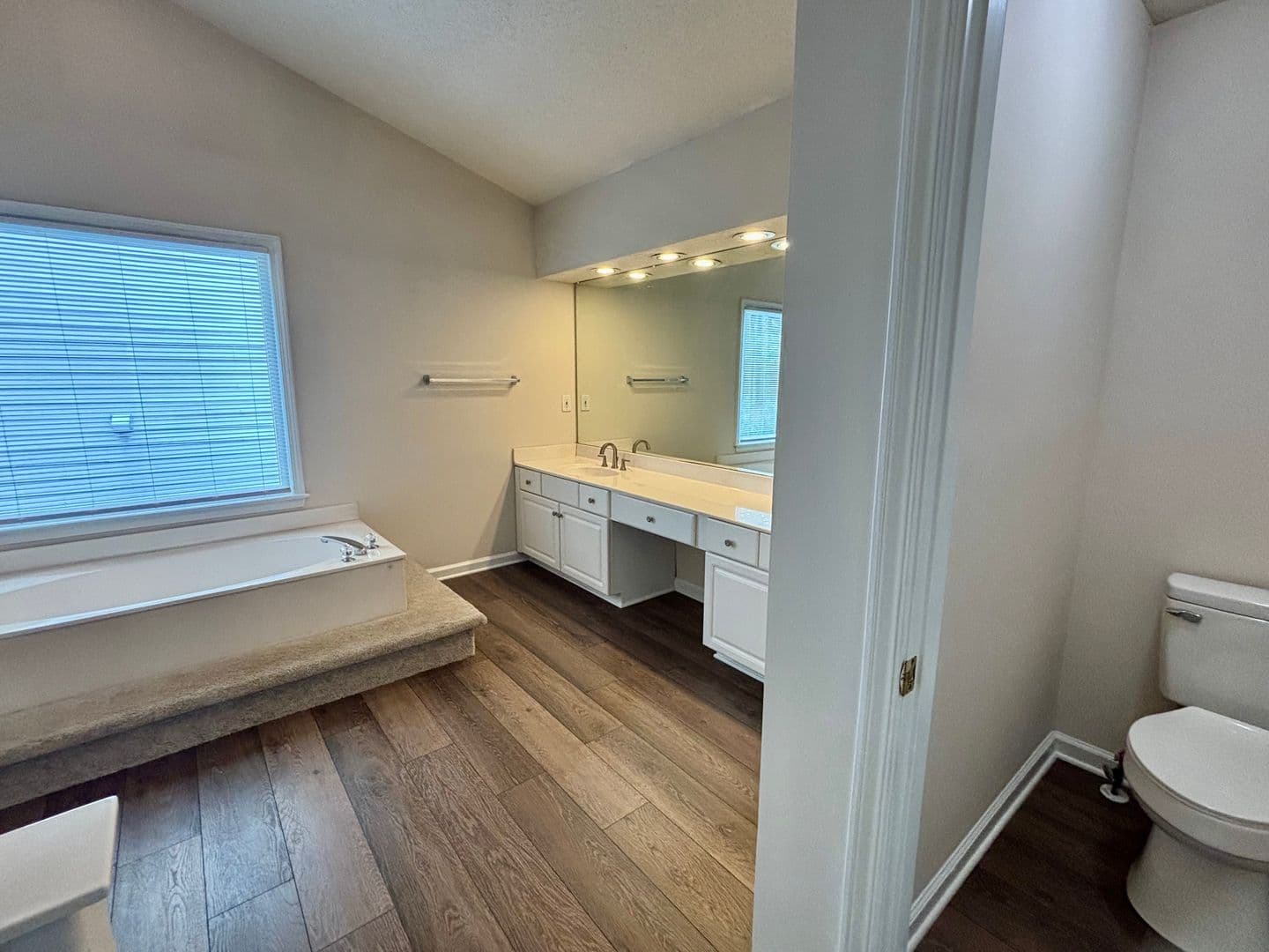 Johns Creek House: 10920 Glenbarr Drive