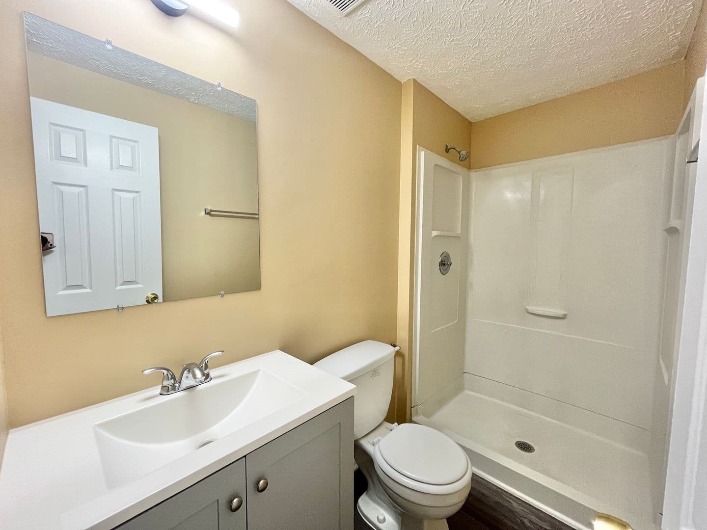 Peachtree Corners House: 6418 Meadow Rue Drive