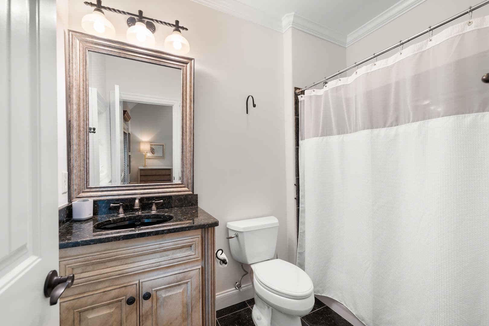 Buford House: 6031 Shadburn Ferry Rd.
