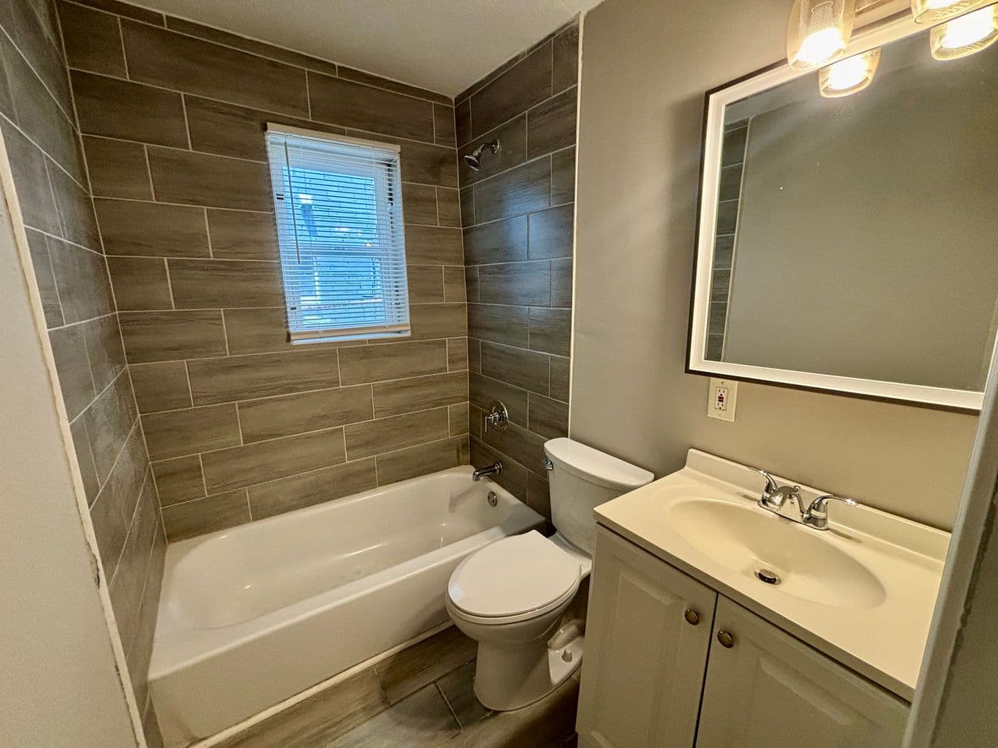 Atlanta Apartment: 1048 Washington St., SW