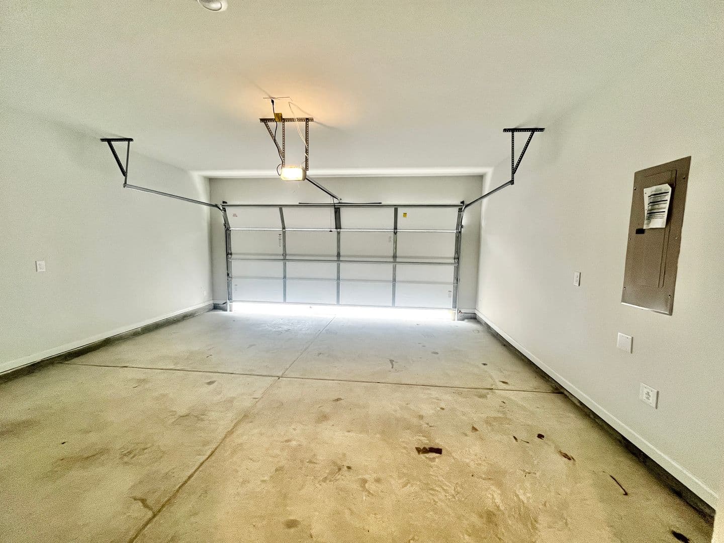 Flowery Branch House: 5129 Sidney Square Drive