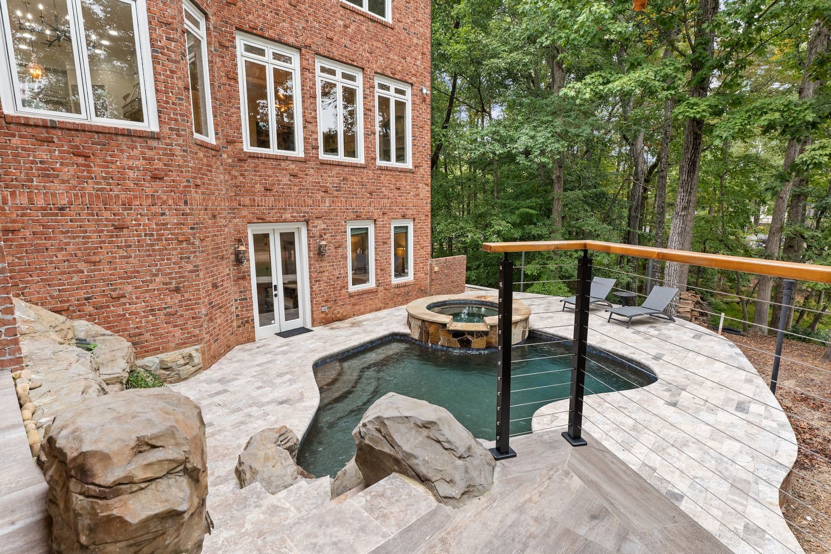 Buford House: 6031 Shadburn Ferry Rd.