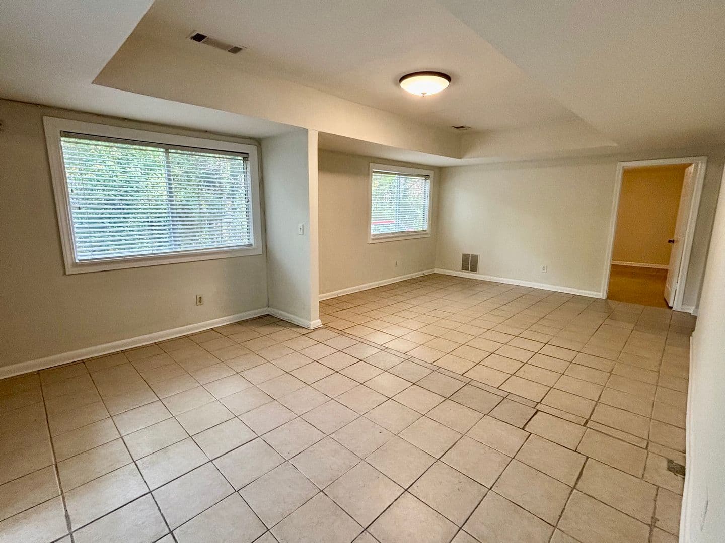 Norcross Apartment: 5931 Kay Drive