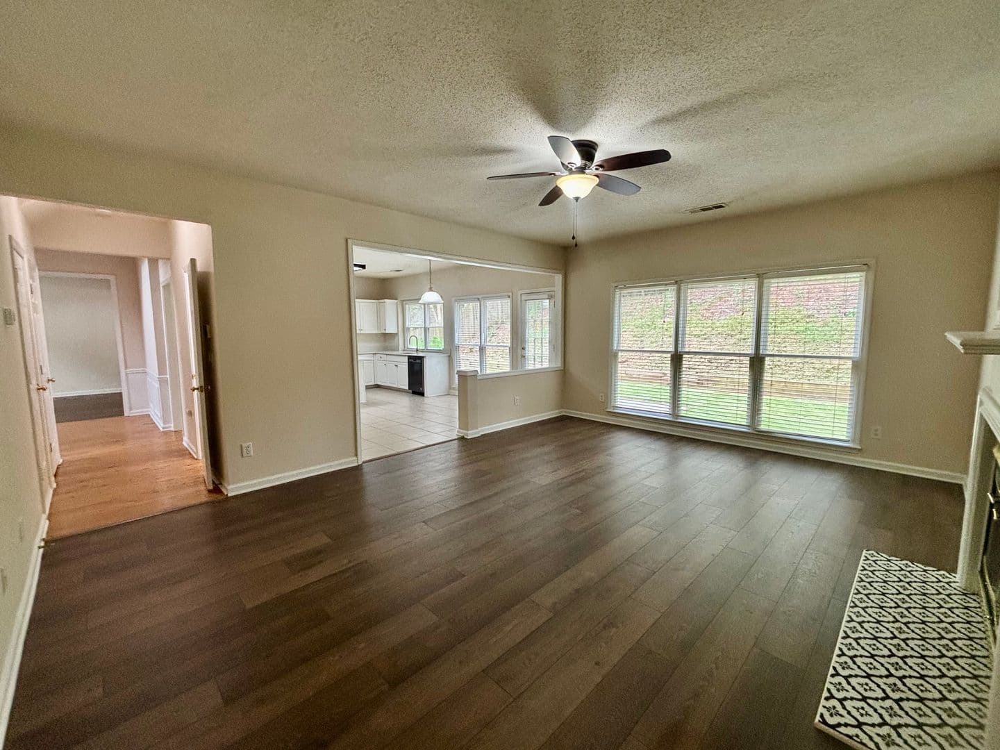 Johns Creek House: 10920 Glenbarr Drive